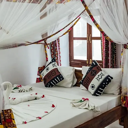 Shoki Shoki Guest House